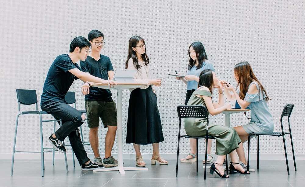 理系女子に人気の業界ランキング