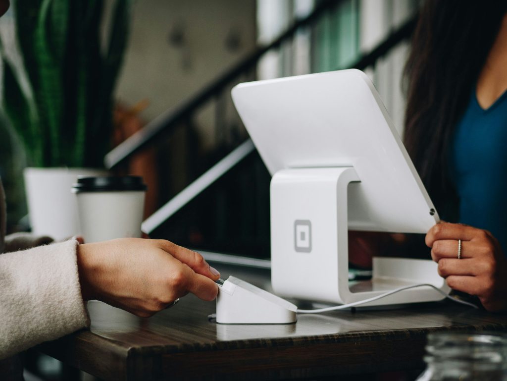 理系向けインターンシップを探すならTECH OFFERを活用しよう！